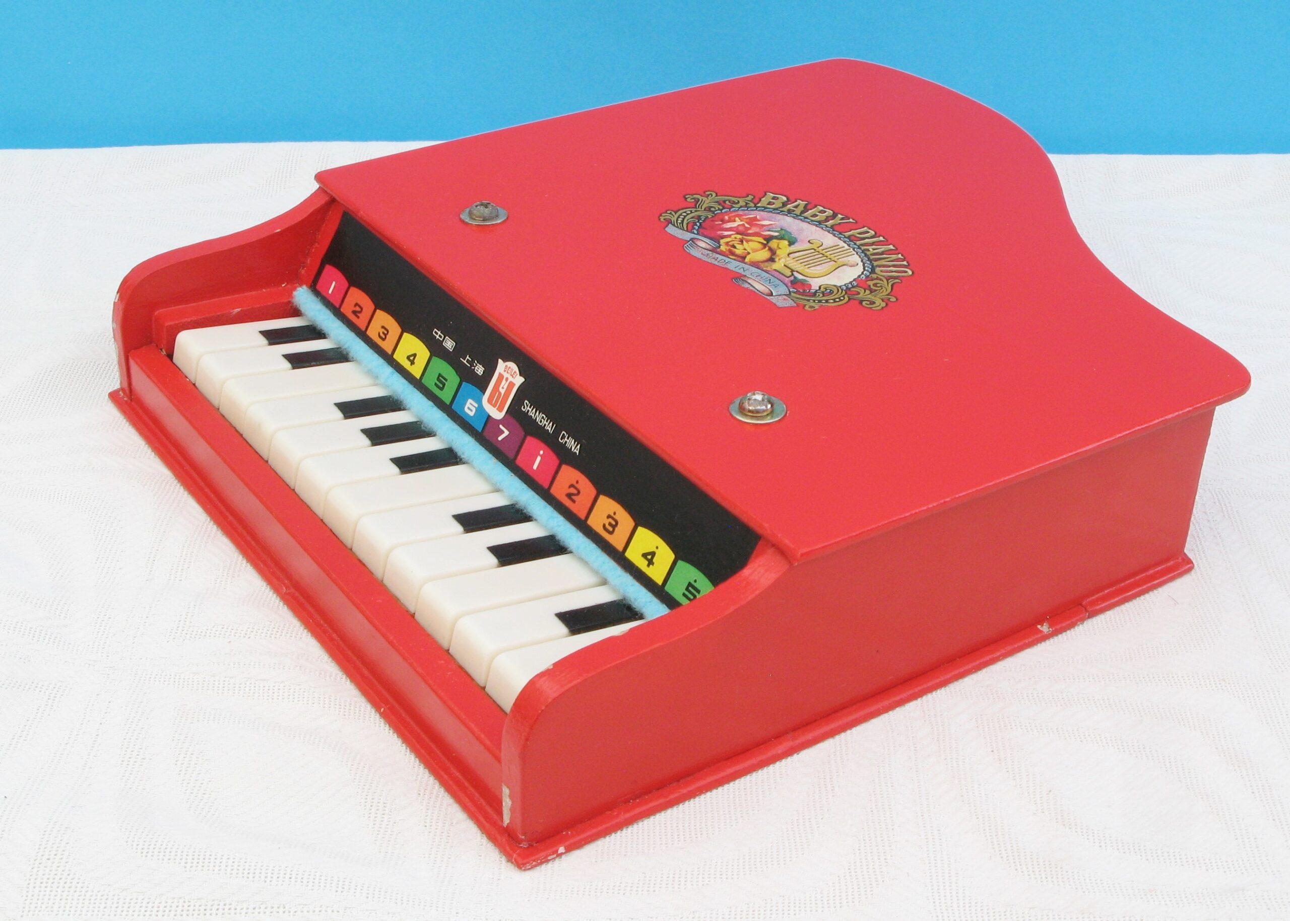 musical piano toy