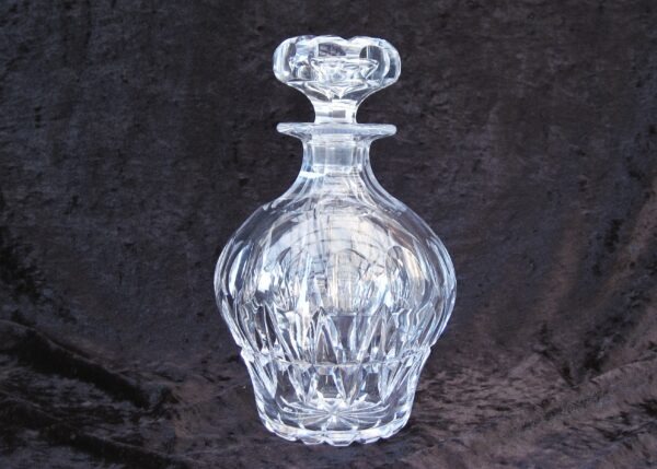 Vintage Tudor Lead Crystal Decanter Beautiful Design Bulbous Shape
