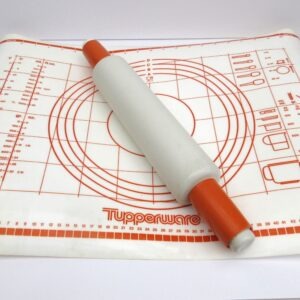 Vintage Tupperware Rolling Pin Fill-n-Chill with Pastry Mat 70s 80s. Price includes FREE UK Postage!