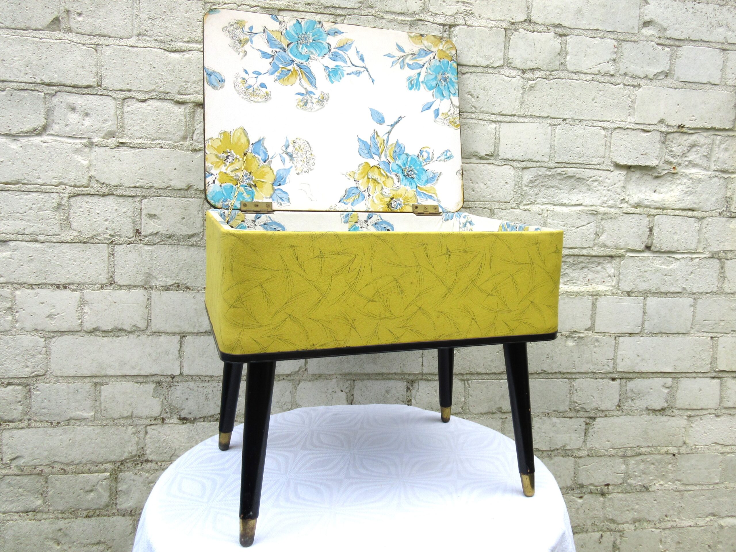 Vintage Mid Century Sewing Box Dansette Legs