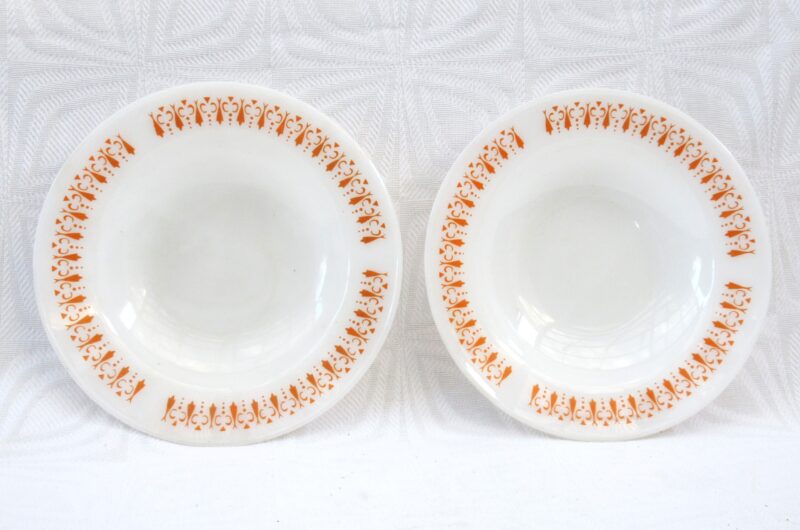 Vintage Termo Rey Brazil Flat Rimmed Bowls x2 Orange Design Milk Glass 1970s. Price includes FREE UK Postage!