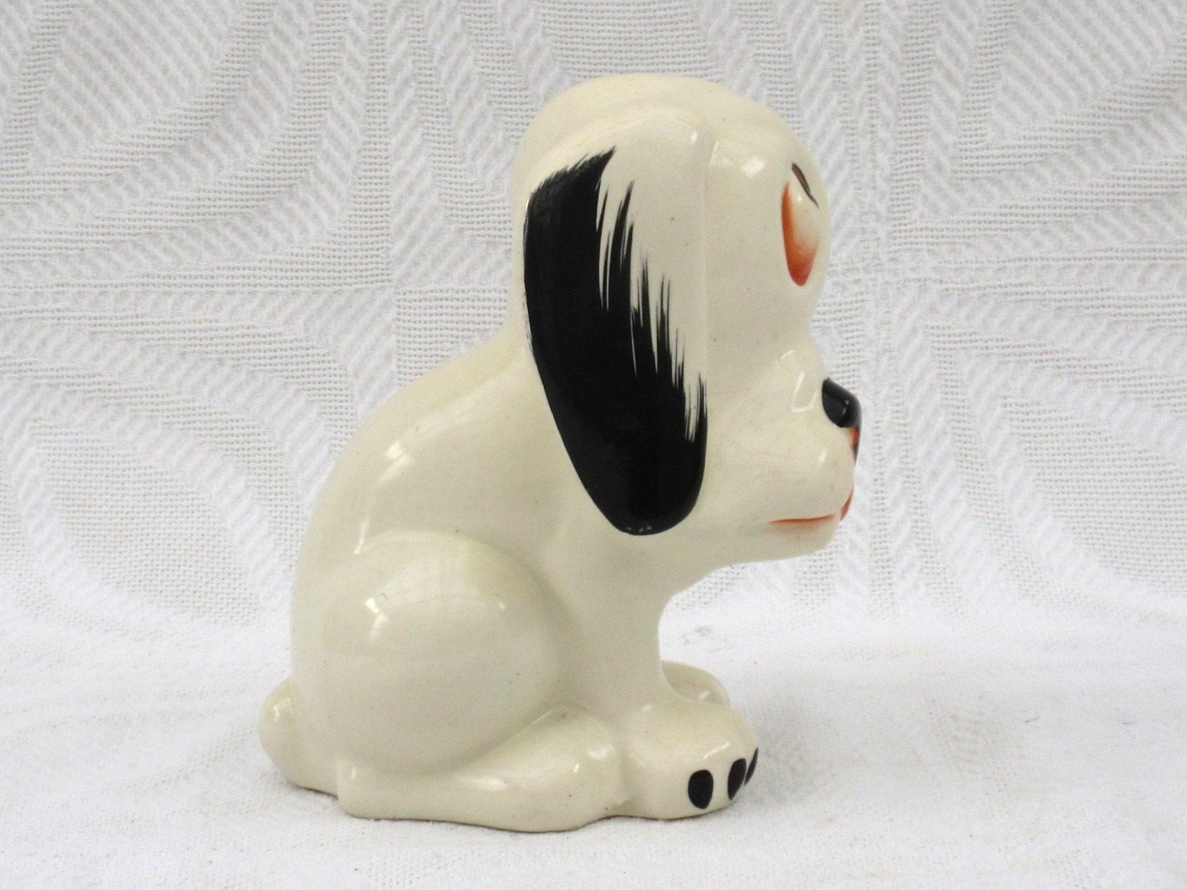 Vintage Kitsch Crown Devon Bonzo Dog Ornament
