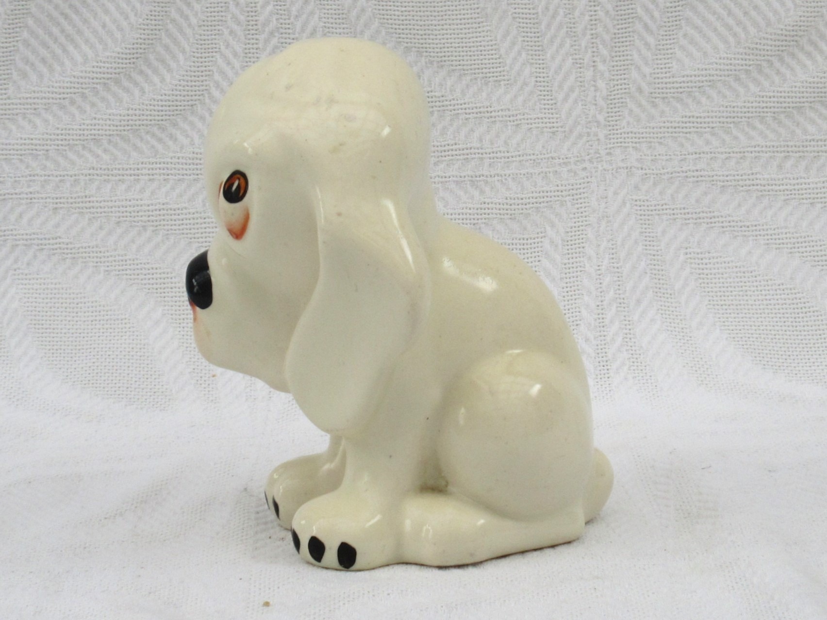 Vintage Kitsch Crown Devon Bonzo Dog Ornament