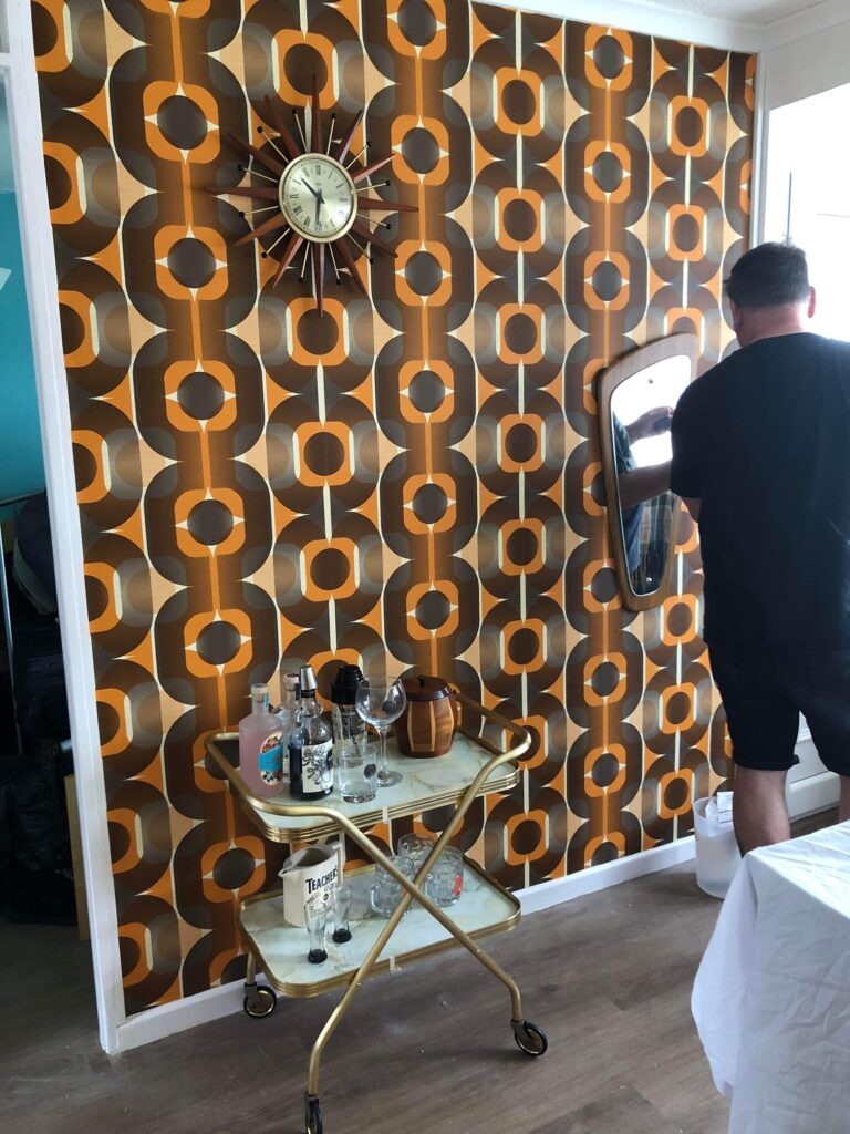 Decorating a 1970s Vintage Chalet - 1970s wallpaper!