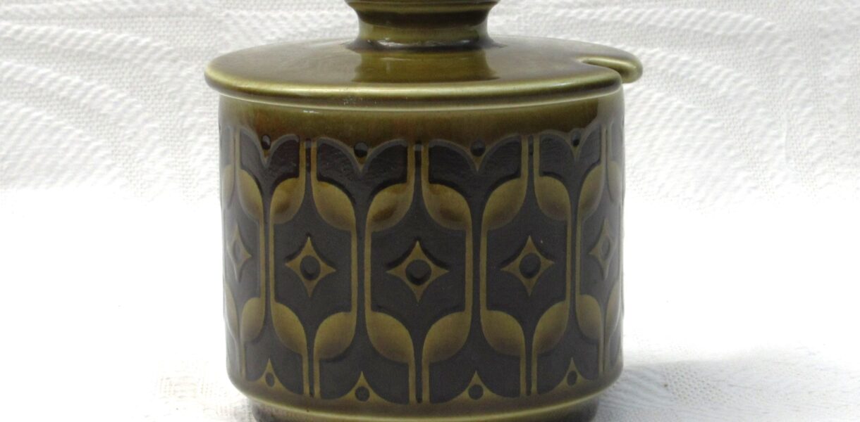 Vintage Hornsea Heirloom Green Preserve Pot Small with Lid 1970s Photo