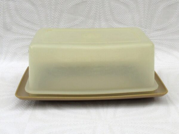 Vintage Tupperware Plastic Butter Dish Cheese Keeper Beige 70s 80s Image