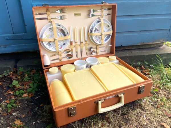 Vintage Brexton Cased Picnic Set Fiesta Barker Bros Royal Tudor Ware 1950s Image