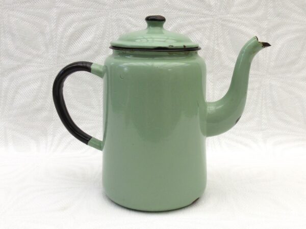 Vintage Green Enamel Coffee Tea Pot 3 Pint Size 30s 40s Image