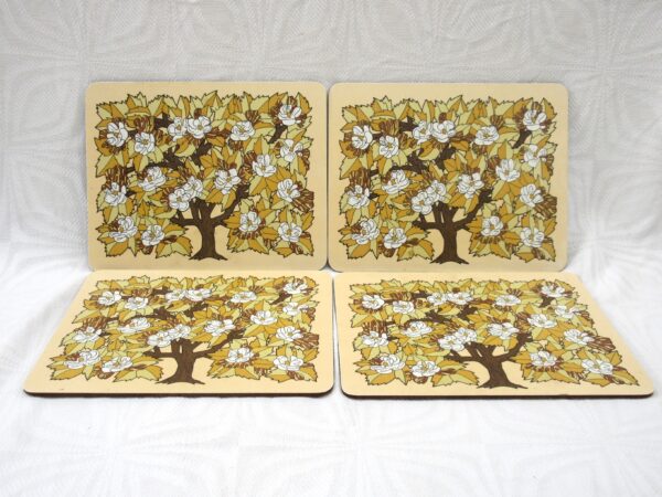 Vintage Marks Spencer Place Mats x4 Magnolia Tree Melamine 1970s Image