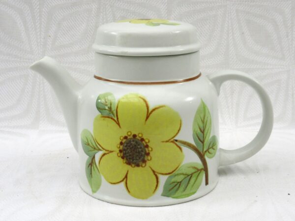 Vintage Royal Doulton Summer Days Teapot Yellow Sunflower 1970s Image