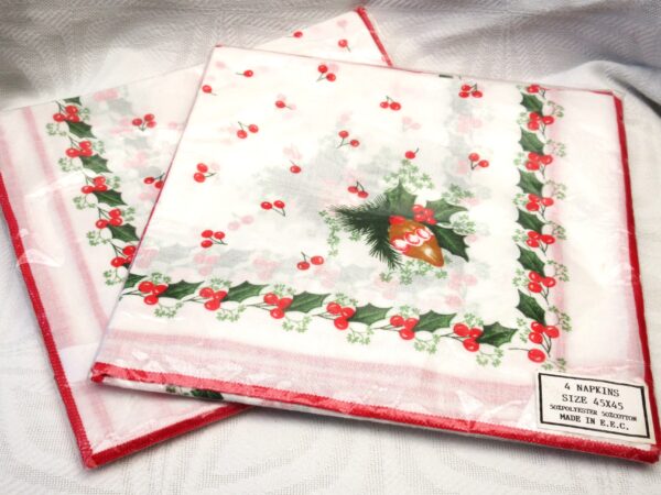 Vintage 80s Christmas Table White Square Napkins x8 Holly Berry Design Unused Image