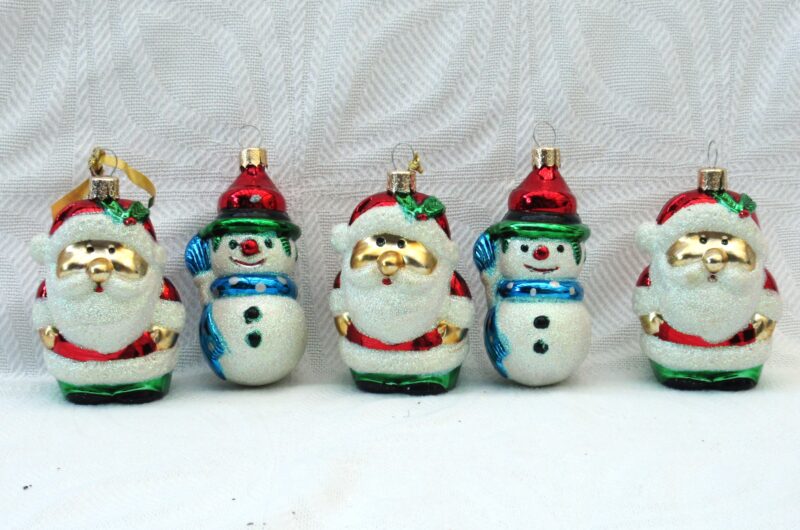 Vintage Style Christmas Decorations Glitter Santa Snowmen Baubles Set of 5 Image