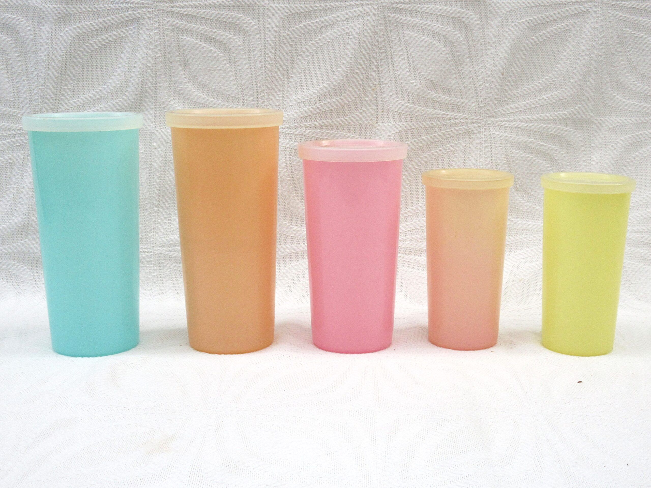 Vintage Tupperware x5 Pastel Beakers with Lids Assorted Sizes 1960s - Image 2
