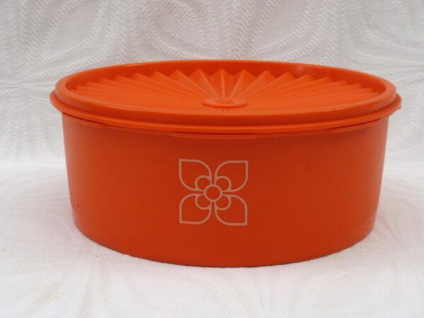 Vintage Tupperware-Orange Servalier Flat Storage-Container-Fan-Lid-70s-80s