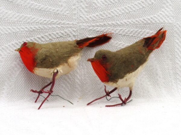 Vintage 60s 70s Christmas Decorations Pair of Robins Taxidermy Felt Feathers Image