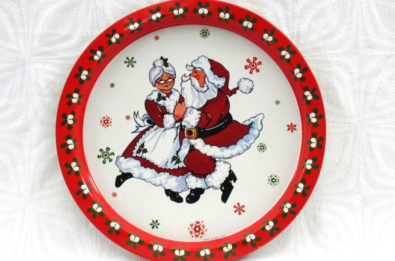 Vintage 70s Christmas Decorations Round Tin Tray Mr & Mrs Clause Dancing Image