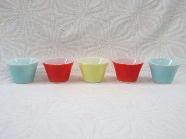 Vintage JAJ Pyrex Pastel Custard Cups Ramekins x5 Cookware 1960s - Image 2