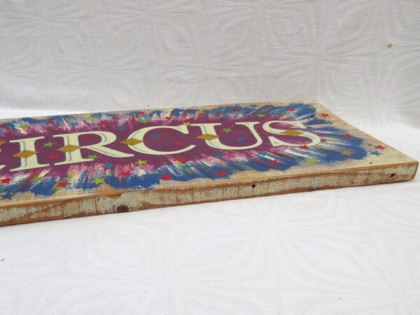 Vintage Circus Sign Artwork Hand Painted Wooden Plinth - Image 4