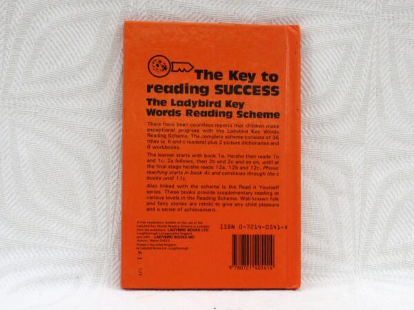 Vintage Ladybird Books Key Words Reading Scheme Out in the Sun 5b Gloss - Image 2