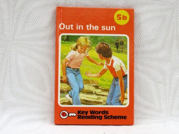 Vintage Ladybird Books Key Reading Scheme Out in the Sun 5b Gloss Image