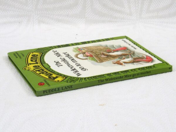 Vintage Ladybird Books Puddle Lane Wideawake Mice Go To Market - Image 3