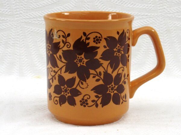 Vintage 1970s Flower Power Mug Brown Yellow Tams Pottery Image