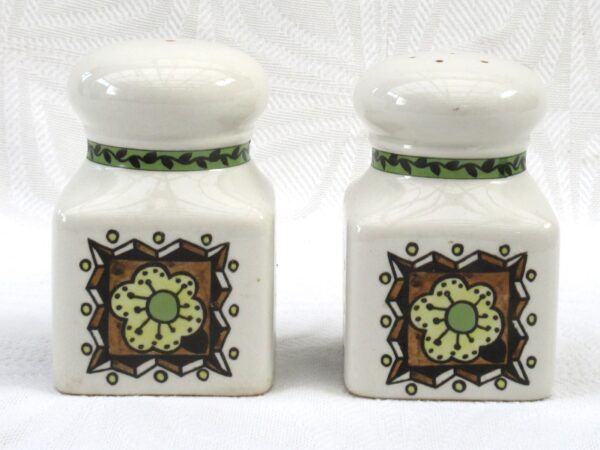 Vintage Taunton Vale Tara Salt & Pepper Pots 1970s Image