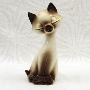 Vintage Kitsch Siamese Cat Ornament Big Eyes Ceramic 1960s