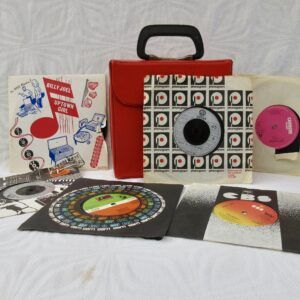 Vintage 1980s Singles Case Red With 6 Records Vinyl 45s Image