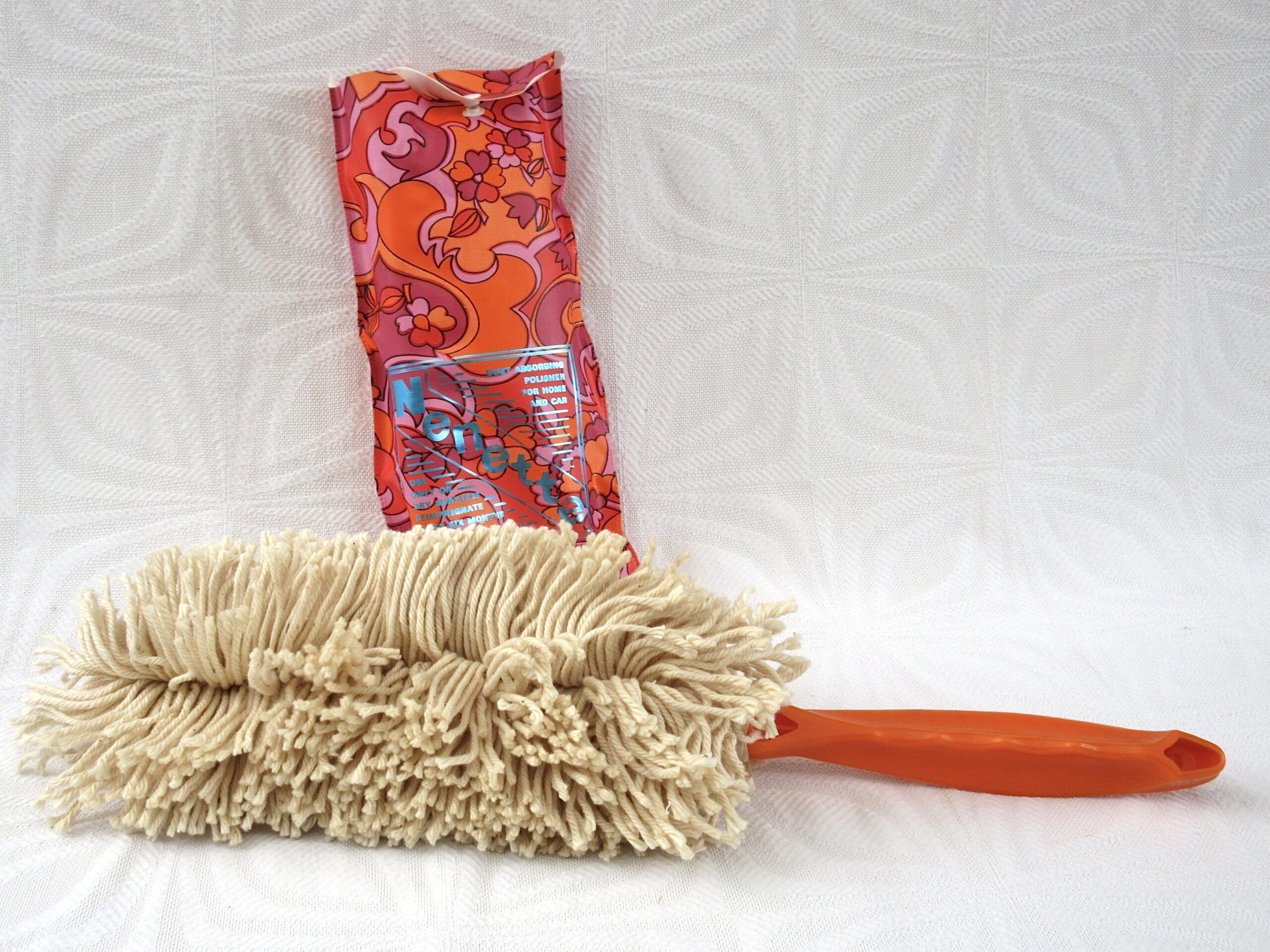 Vintage Nenette Duster Polisher in Psychedelic Pouch 1970s - Image 3