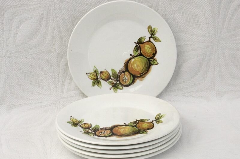Vintage J&G Meakin x6 Eden Side Plates 60s 70s Tableware Image