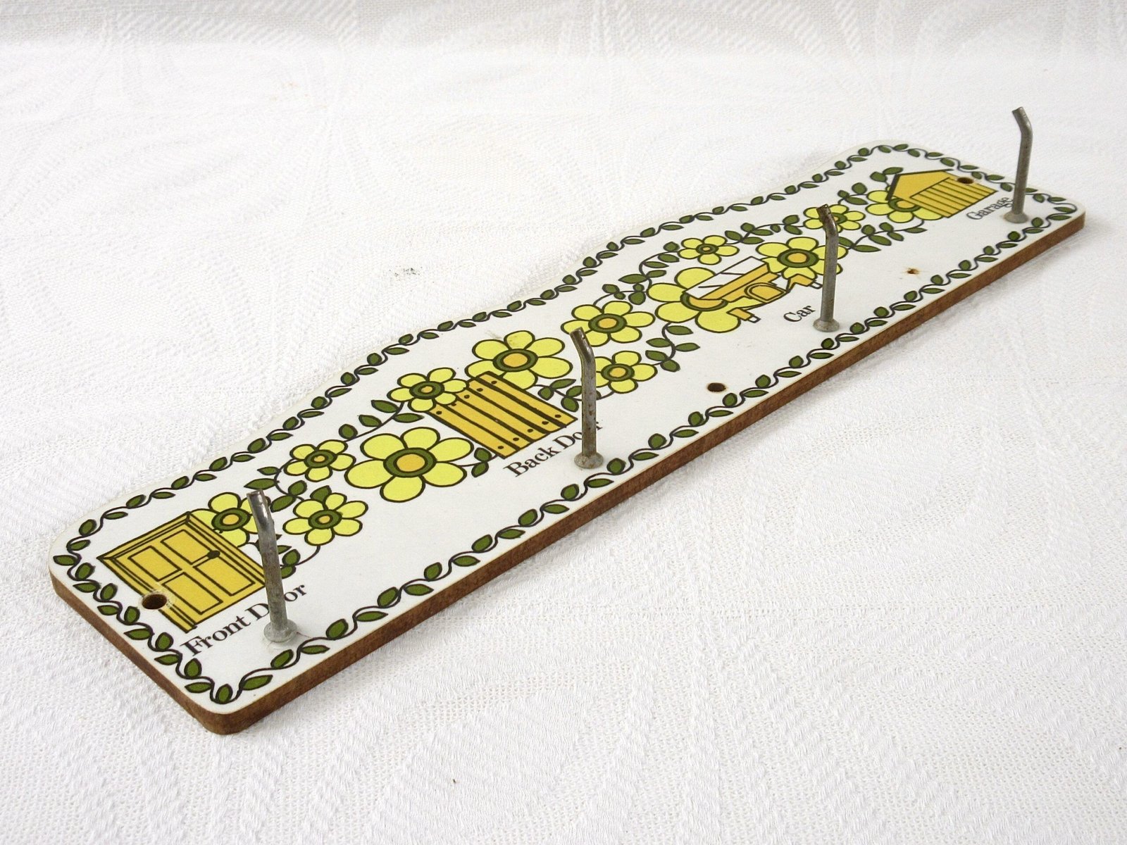 Vintage Taunton Vale Yellow Daisy Melamine Key Hooks Wall Mounted 1970s - Image 3