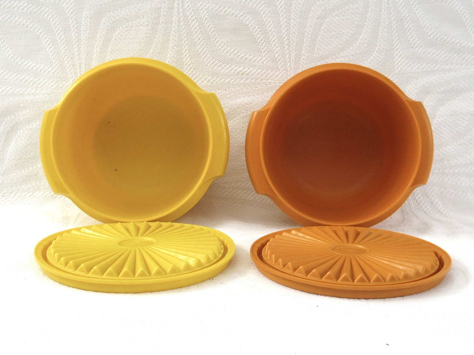 Vintage Tupperware Servalier Bowls x2 Orange Yellow Sunburst Lid 1970s - Image 4