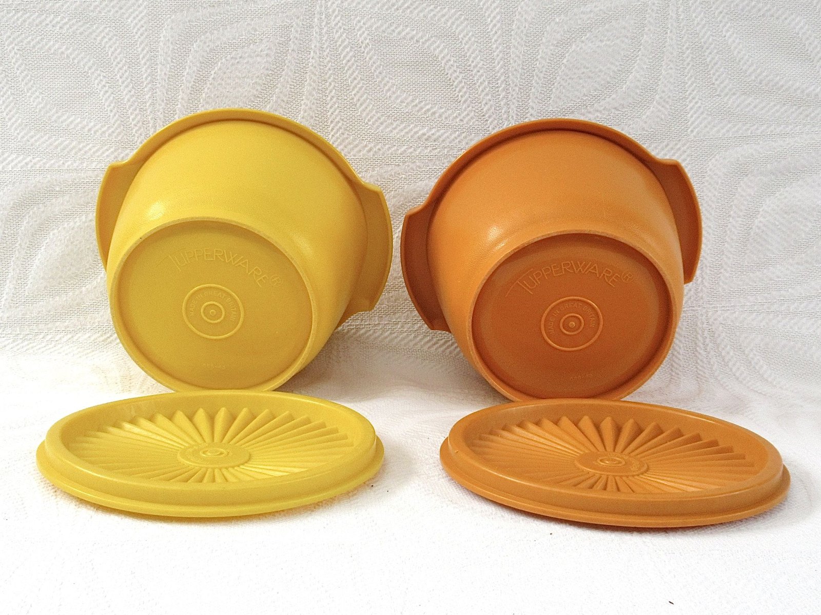 Vintage Tupperware Servalier Bowls x2 Orange Yellow Sunburst Lid 1970s - Image 3