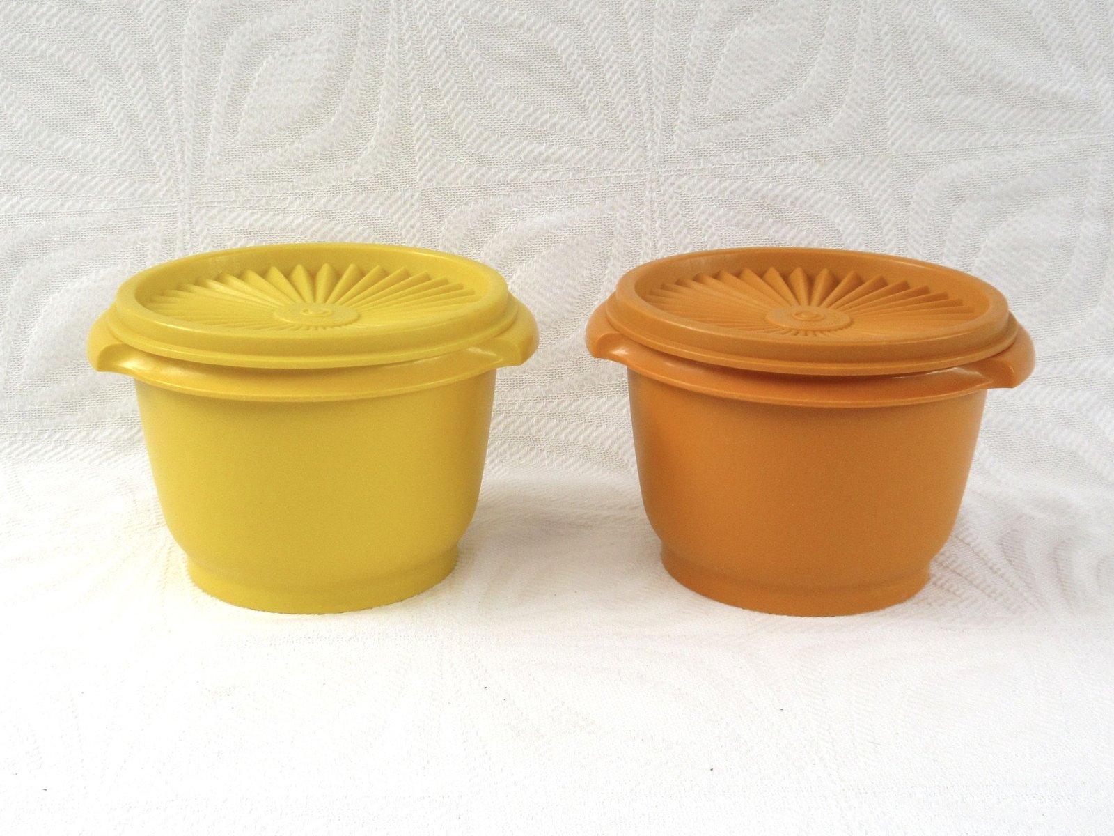 Vintage Tupperware Servalier Bowls x2 Orange Yellow Sunburst Lid 1970s Image