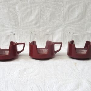 Vintage Pyrex Drink Up Cups x3 Maroon Red 70s 80s Image
