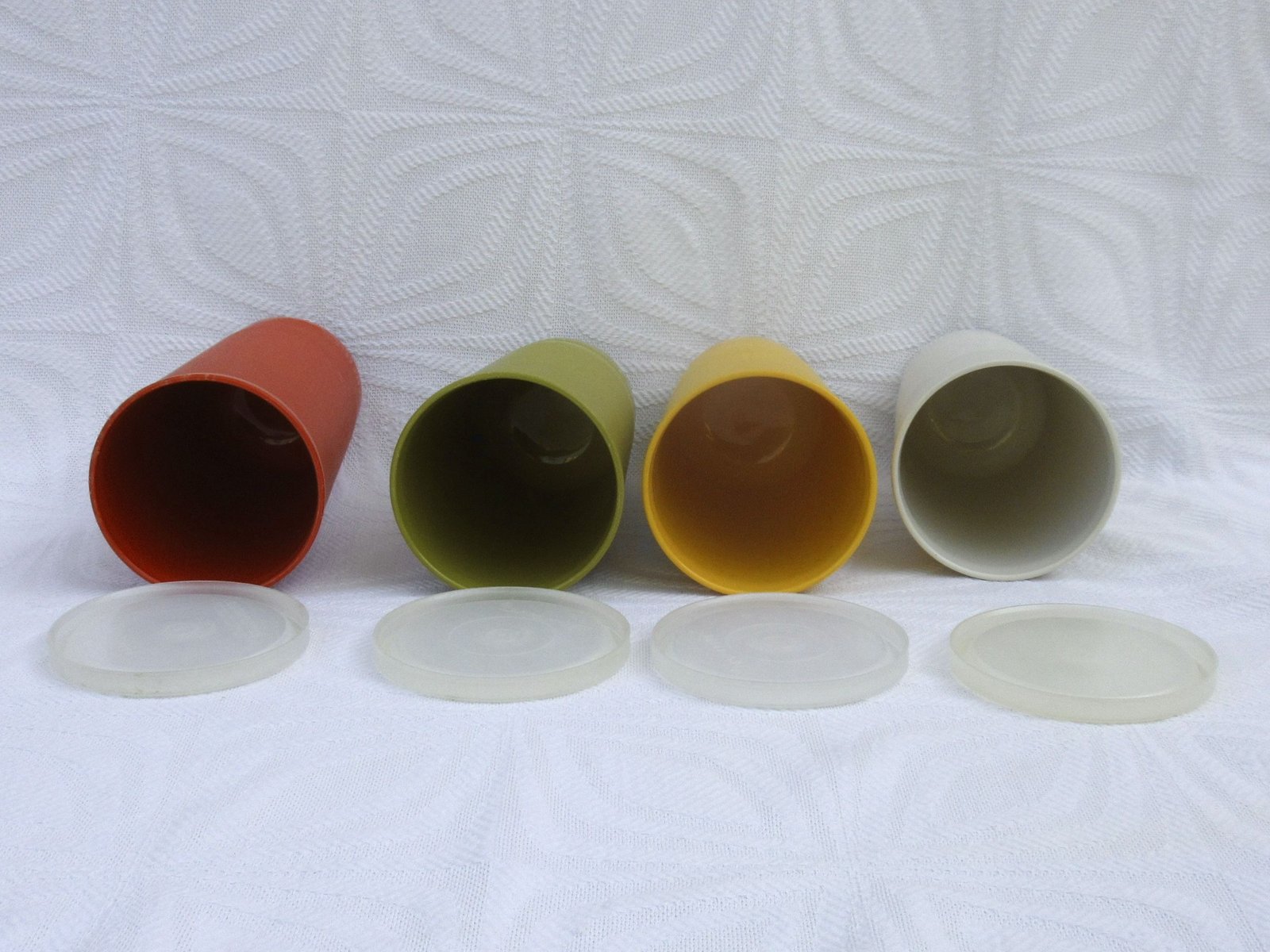 Vintage Tupperware Lidded Beakers x4 Large Harvest 70s 80s - Image 2