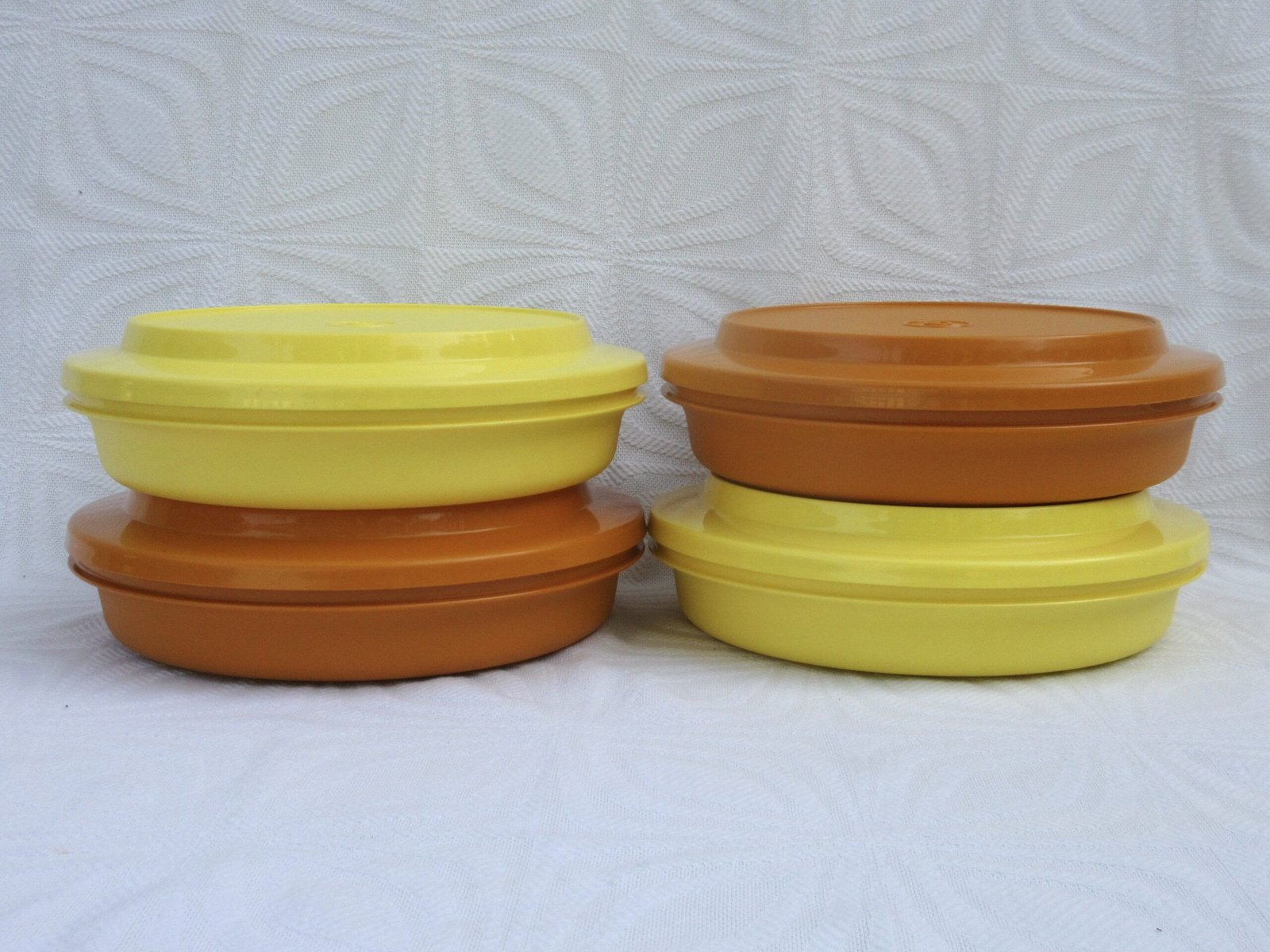 Vintage Tupperware Seal-N-Serve Bowls x4 Orange Yellow 70s 80s Image