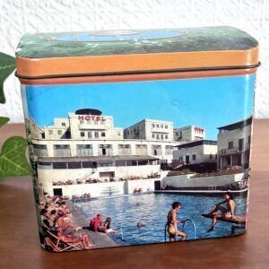 Vintage Butlins Butlinland Souvenir Tin 1970s Image