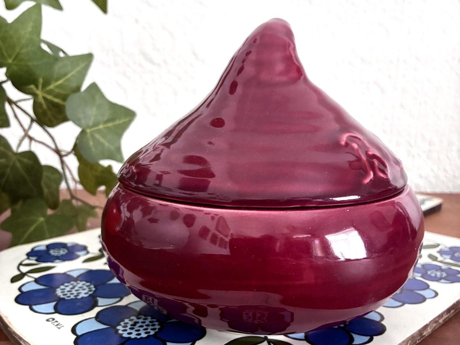 Vintage Ceramic Beetroot Pot with Lid 1970s - Image 3