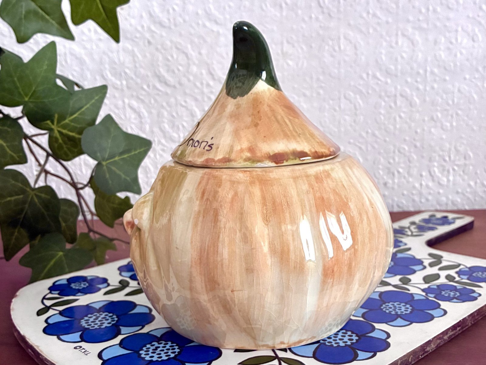 Vintage Ceramic Pickled Onions Face Pot Toni Raymond 1970s - Image 2