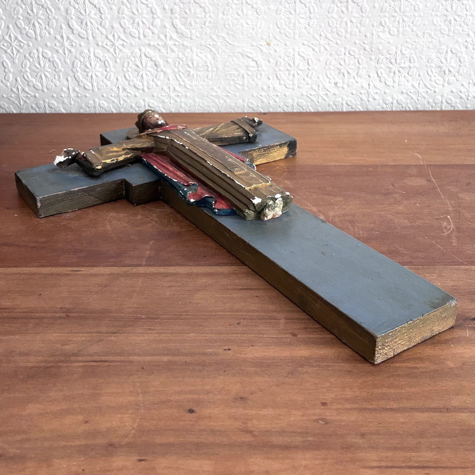 Vintage Chalkware Christ Crucifix Wall Cross Religious Kitsch 1950s - Image 4