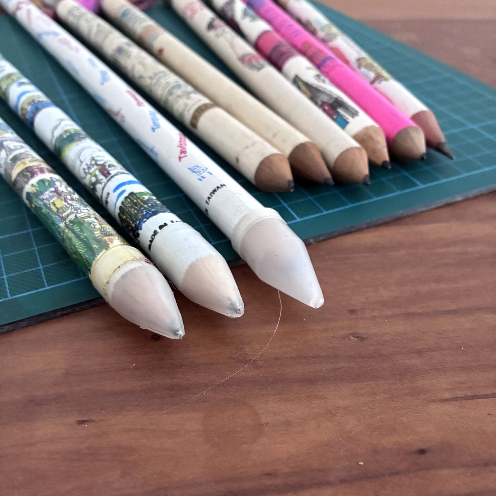 Vintage Giant Novelty Holiday Souvenir Pencils Bundle 70s 80s - Image 3