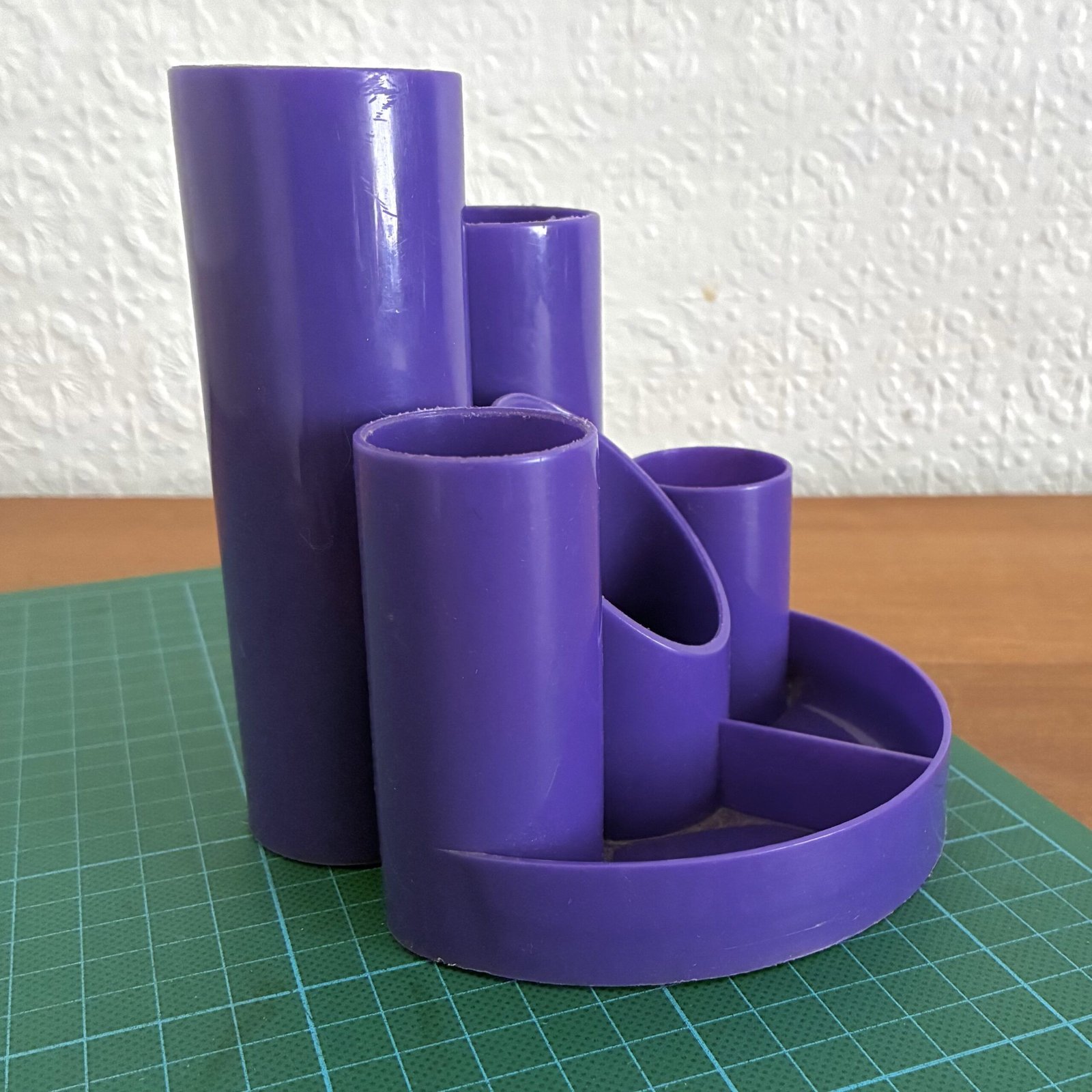 Vintage Helix R40 Desk Pal Organizer Purple 70s 80s - Image 2