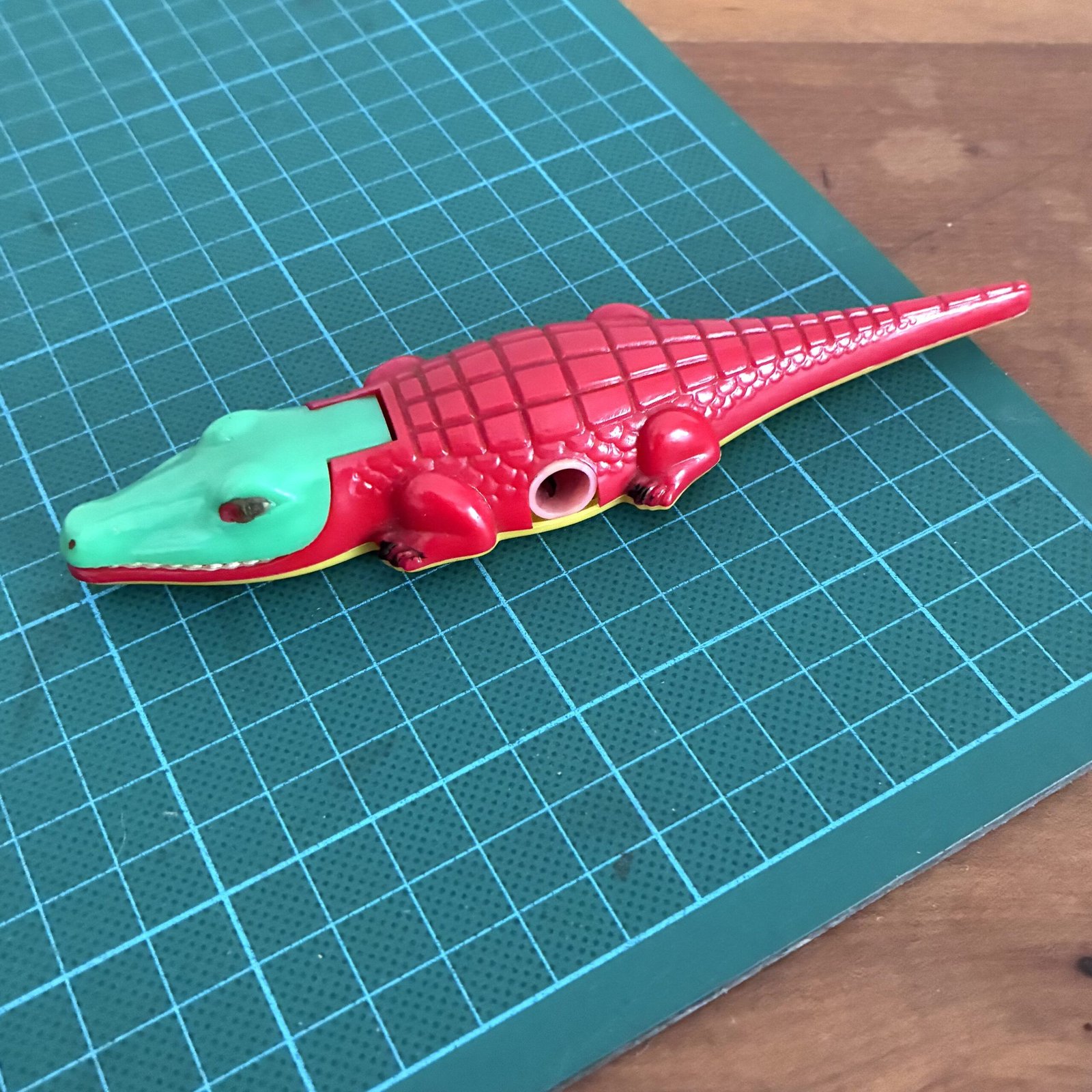Vintage Alligator Pencil Sharpener Mechanical Chomping Germany 60s 70s Image