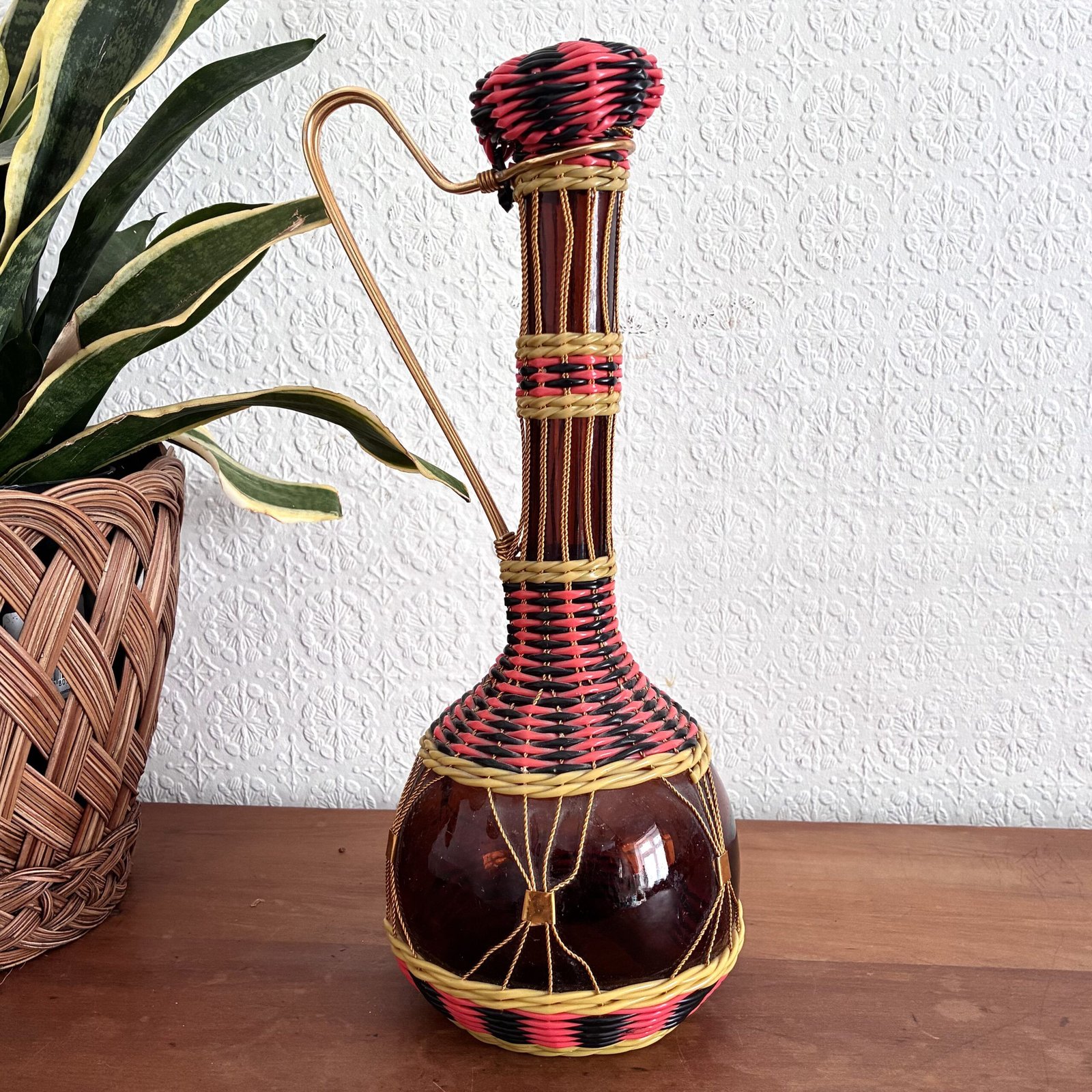 Vintage Spanish Woven Glass Decorative Bottle Decanter Pink Black 60s 70s - Image 3