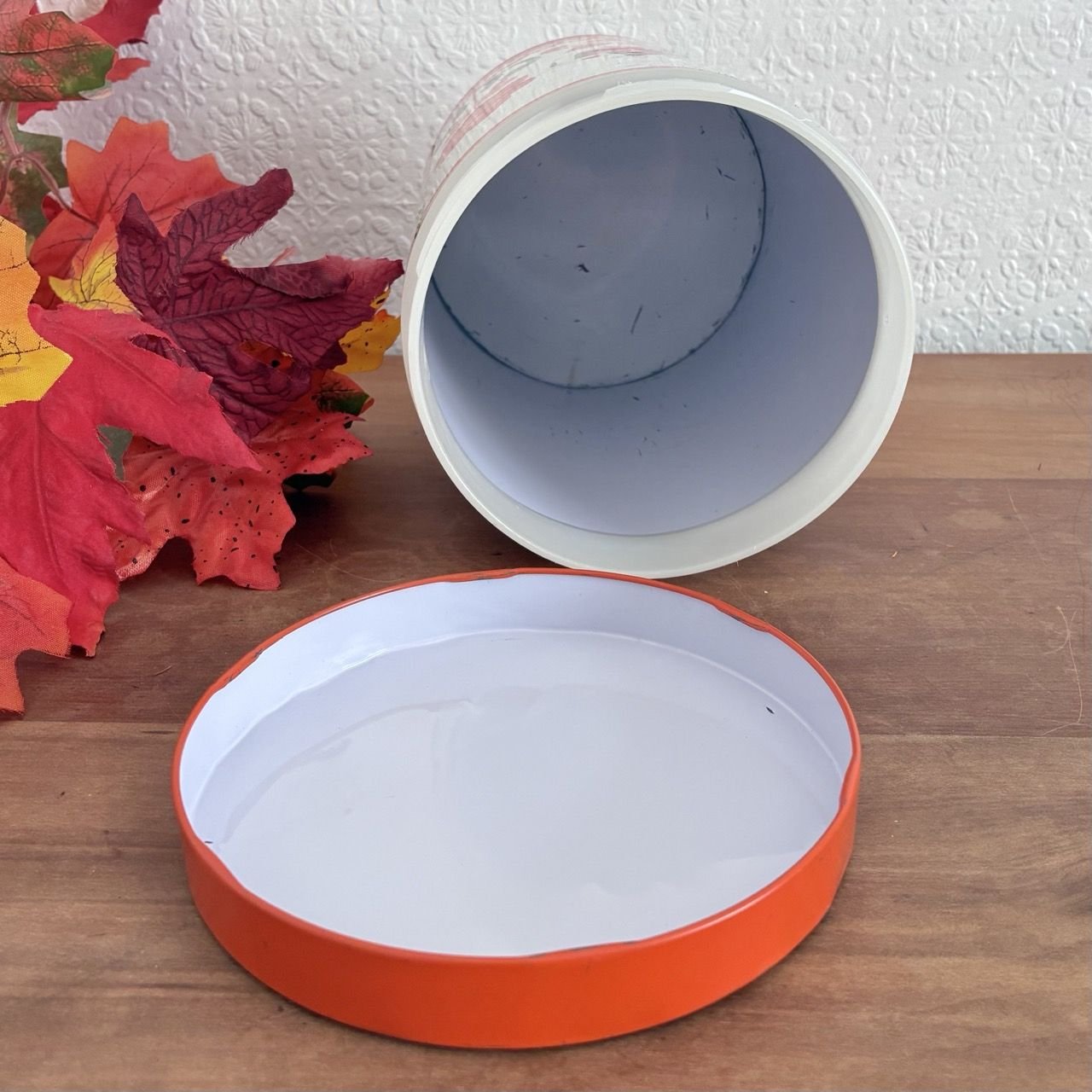 Vintage Worcester Ware Tudor Orange Floral Tin Canister 1970s - Image 7