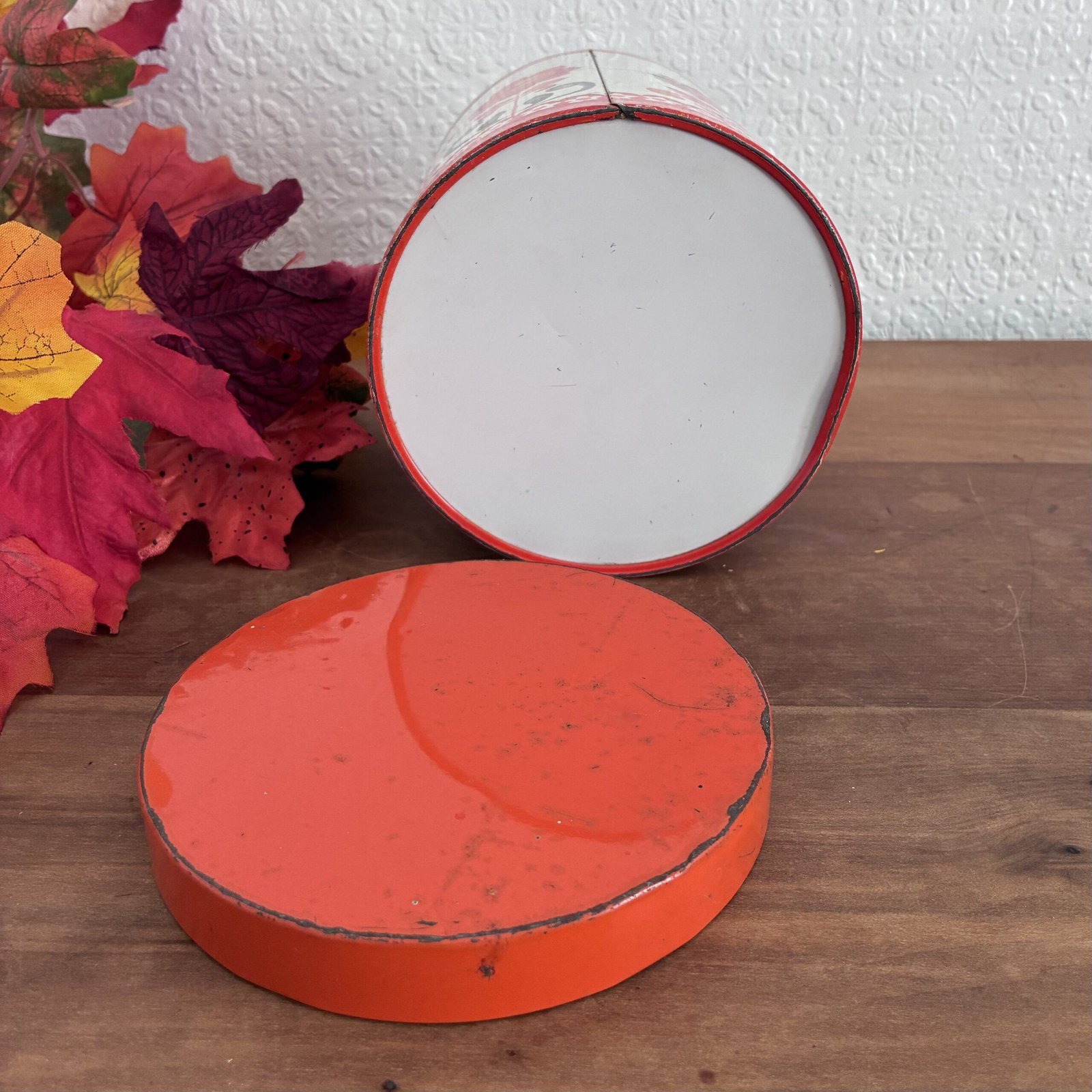 Vintage Worcester Ware Tudor Orange Floral Tin Canister 1970s - Image 5