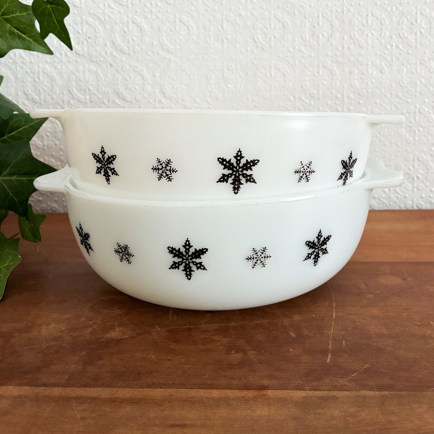Vintage JAJ Pyrex Gaiety Snowflake Dinnerware 1960s - Image 7