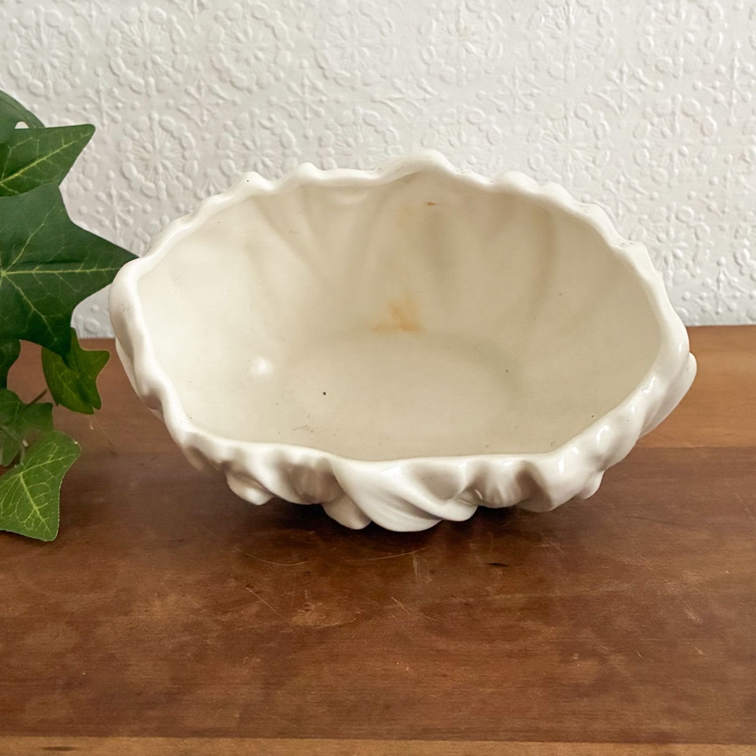 Vintage SylvaC Pottery Bamboo Leaf Planter 1950s - Image 3